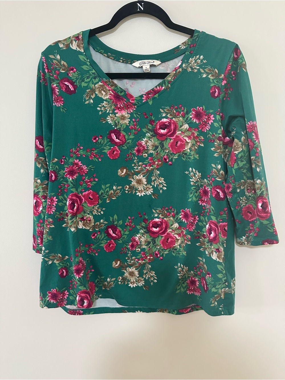 The Pioneer Woman Green Floral V-Neck Long Sleeve Top with Pink Roses - Picture 4 of 5